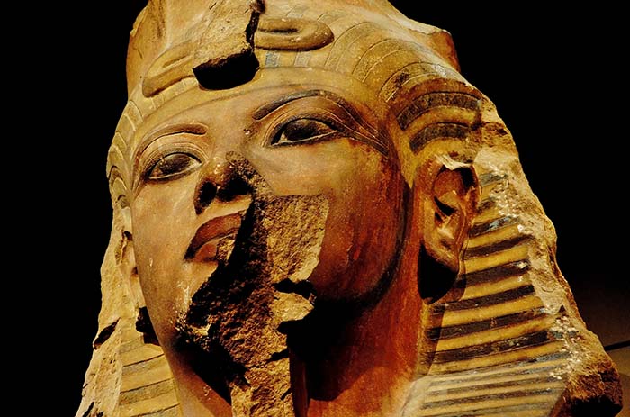 Statue of King Tut